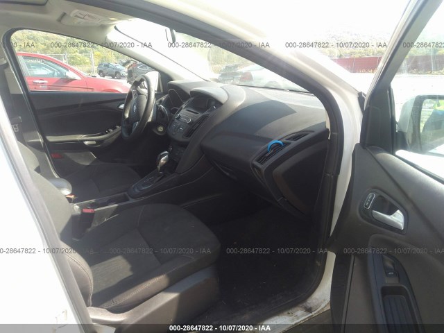 1FADP3K26GL269129  ford focus 2016 IMG 4