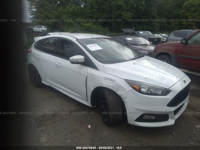 1FADP3L99GL390121  ford focus 2016 IMG 0