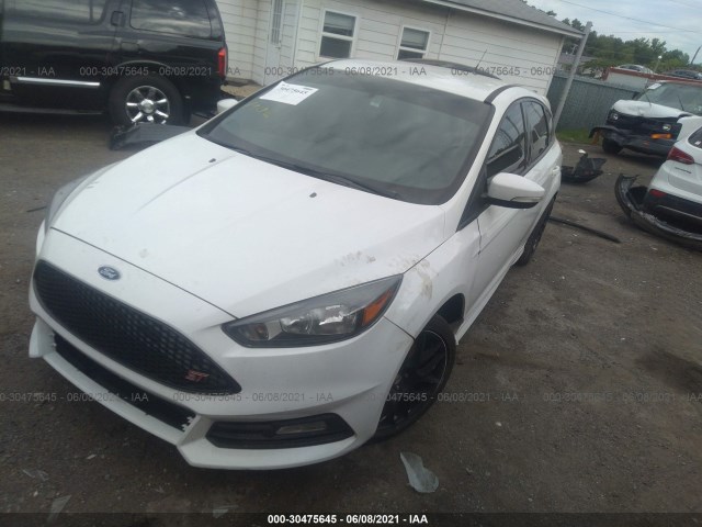 1FADP3L99GL390121  ford focus 2016 IMG 1