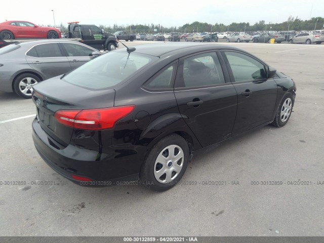 1FADP3E20HL327426  ford focus 2017 IMG 3
