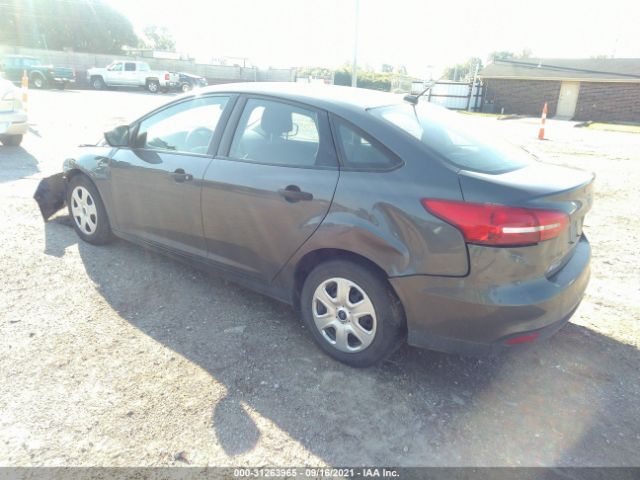 1FADP3E21HL284392  ford focus 2017 IMG 2