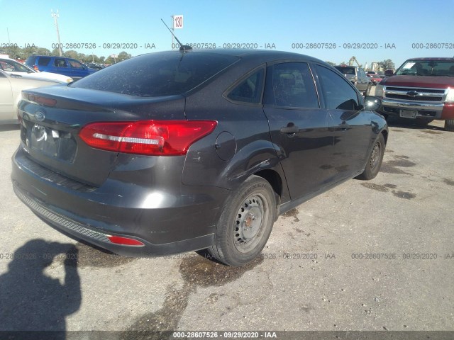 1FADP3E22JL203907  ford focus 2018 IMG 3