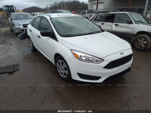 1FADP3E26HL302904  ford focus 2017 IMG 0