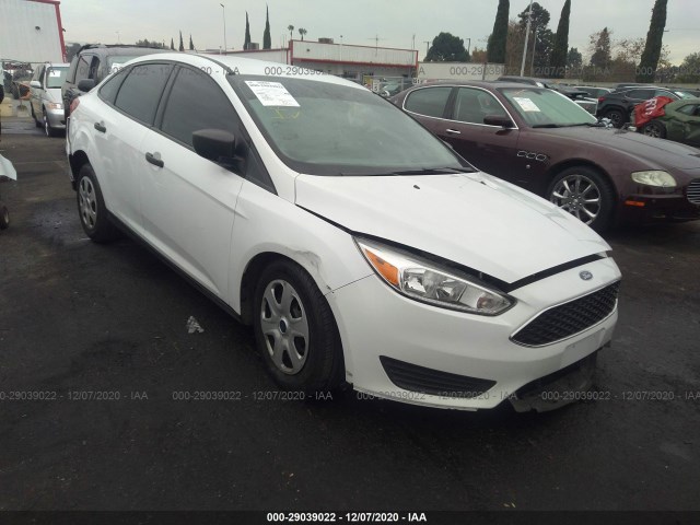 1FADP3E26HL325079  ford focus 2017 IMG 0