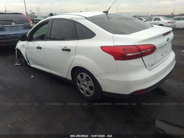 1FADP3E26HL325079  ford focus 2017 IMG 2