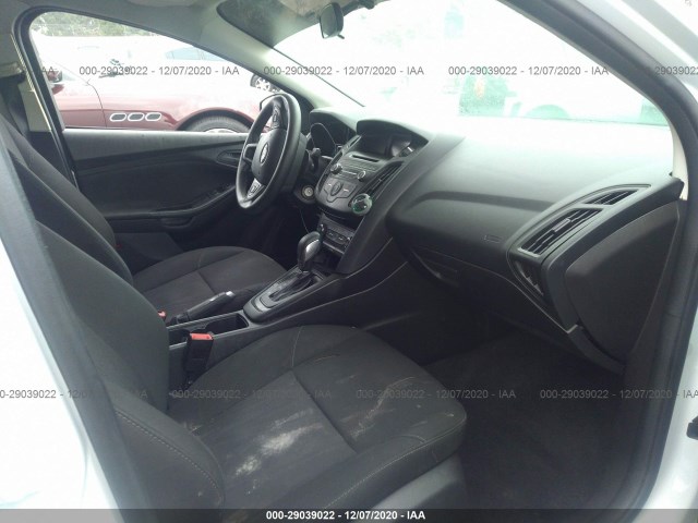 1FADP3E26HL325079  ford focus 2017 IMG 4