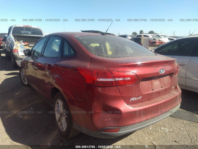 1FADP3F22HL217119  ford focus 2017 IMG 2