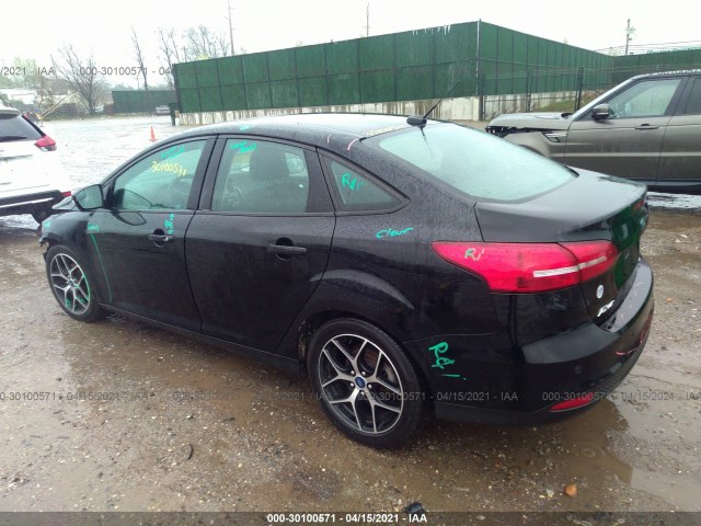 1FADP3H26HL305930  ford focus 2017 IMG 2