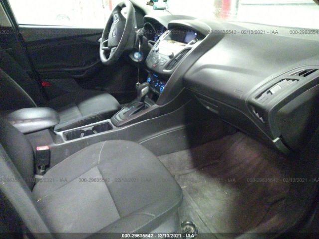 1FADP3K20JL205966  ford focus 2018 IMG 4