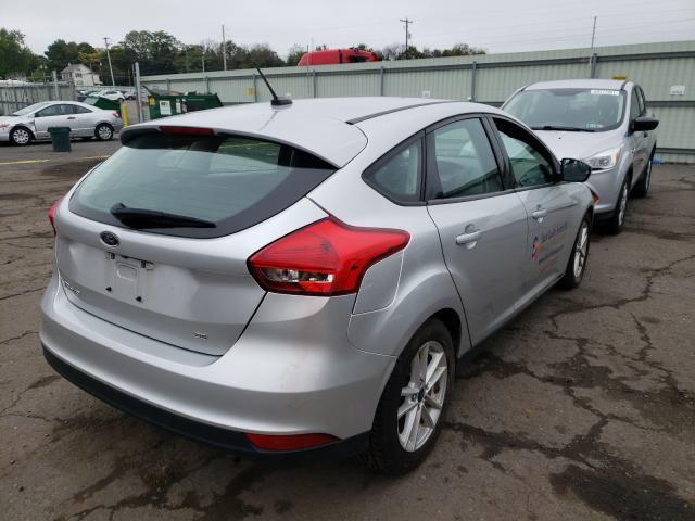 1FADP3K26HL305564  ford  2017 IMG 3