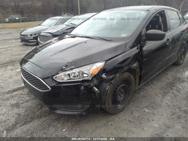 1FADP3E2XJL266690  ford focus 2018 IMG 5