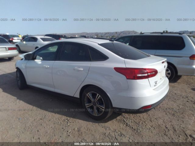 1FADP3F20JL260928  ford focus 2018 IMG 2