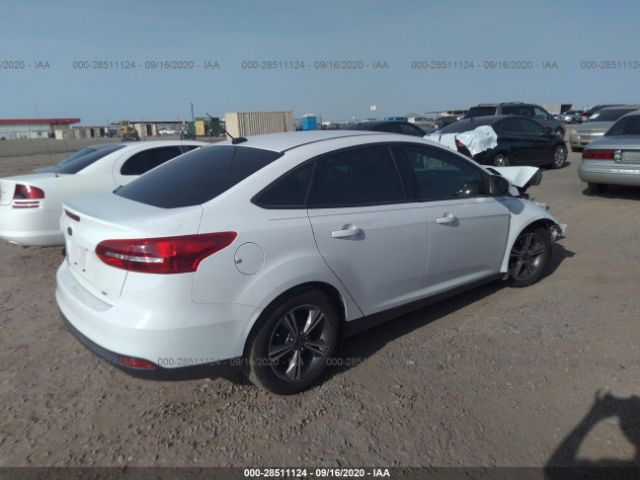 1FADP3F20JL260928  ford focus 2018 IMG 3