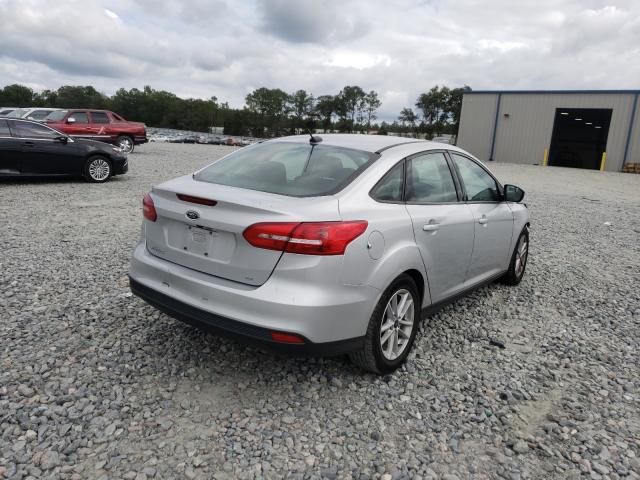 1FADP3F24JL255585  ford  2018 IMG 3