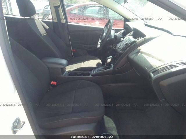 1FADP3F25JL250654  ford focus 2018 IMG 4