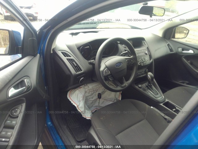 1FADP3F27JL255709  ford focus 2018 IMG 4