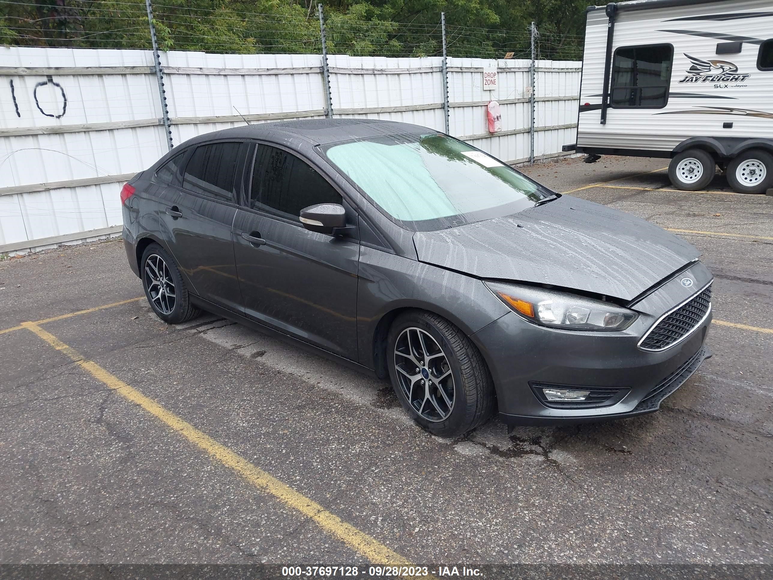 1FADP3H2XJL311056  ford focus 2018 IMG 0