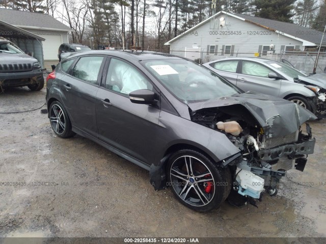 1FADP3L99JL332436  ford focus 2018 IMG 0