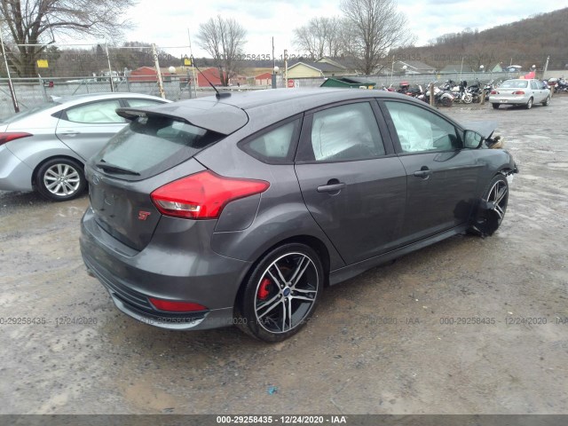 1FADP3L99JL332436  ford focus 2018 IMG 3