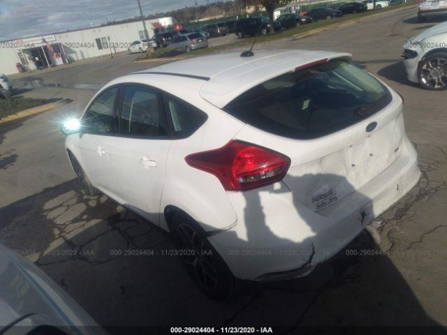 1FADP3M2XJL273589  ford focus 2018 IMG 2