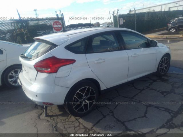 1FADP3M2XJL273589  ford focus 2018 IMG 3