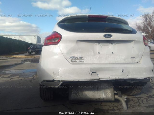 1FADP3M2XJL273589  ford focus 2018 IMG 5