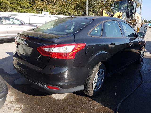 1FADP3E22EL402199  ford focus s 2014 IMG 3