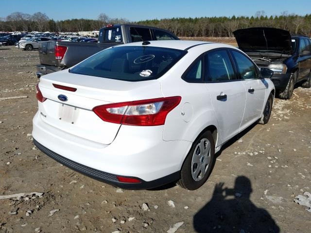 1FADP3E29EL164805  ford focus s 2014 IMG 3