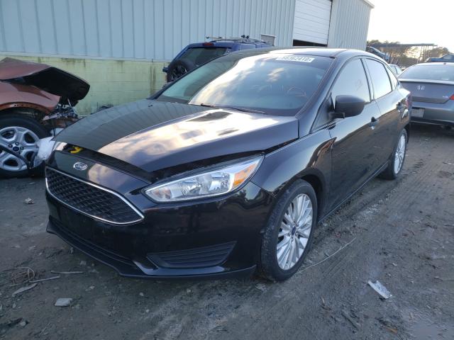 1FADP3E27JL257042  ford focus s 2018 IMG 1