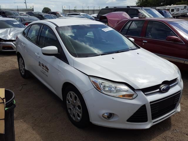 1FAHP3F26CL315550  ford focus se 2012 IMG 0