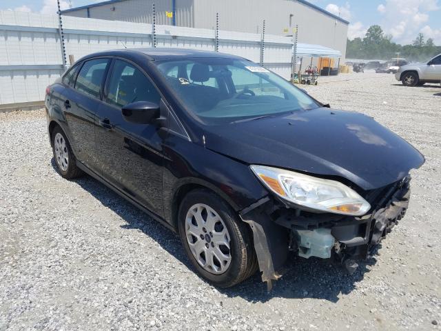 1FAHP3F29CL120879  ford focus se 2012 IMG 0