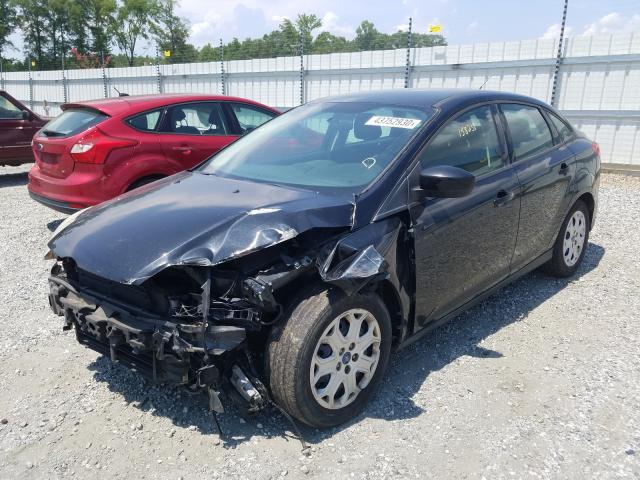 1FAHP3F29CL120879  ford focus se 2012 IMG 1