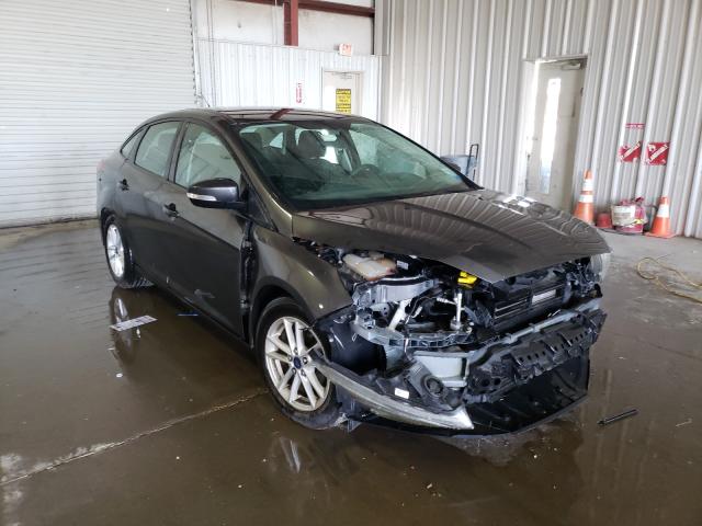 1FADP3F27FL262599  ford focus se 2015 IMG 0