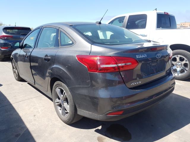 1FADP3F20JL275297  ford focus se 2018 IMG 2