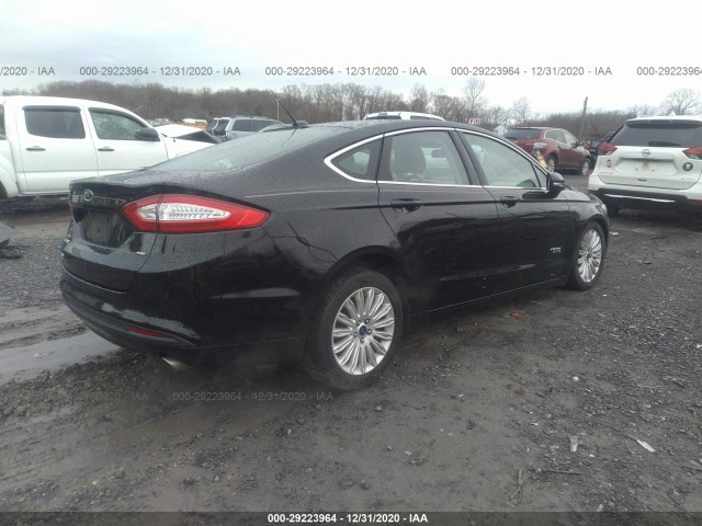 3FA6P0PU8GR108557  ford  2016 IMG 3