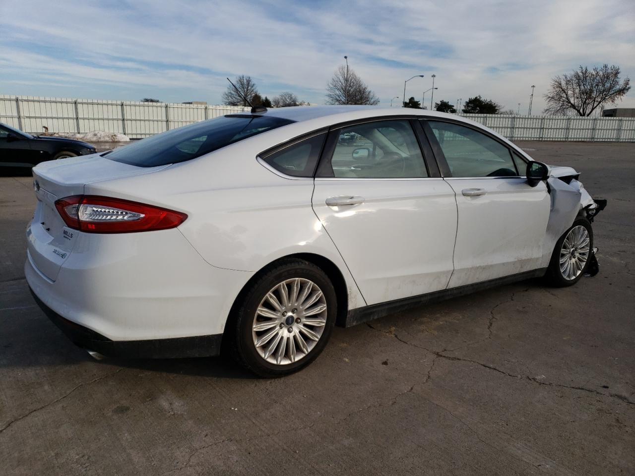 3FA6P0UU2FR247148  ford fusion 2015 IMG 2