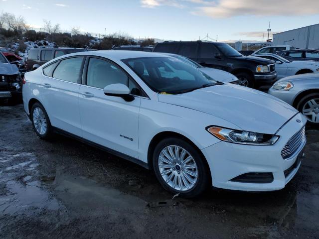 3FA6P0UUXGR136350  ford  2016 IMG 3