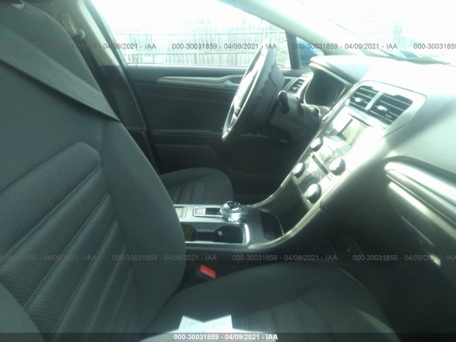 3FA6P0H71HR112217  ford fusion 2017 IMG 4