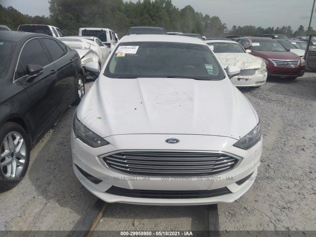 3FA6P0H71HR226010  ford fusion 2017 IMG 5