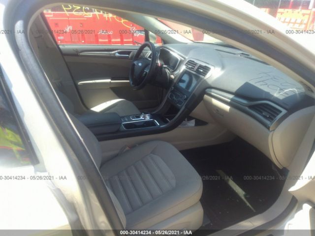 3FA6P0H79HR120419  ford fusion 2017 IMG 4