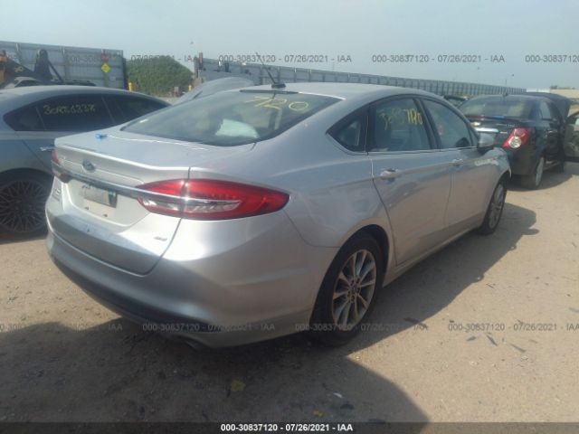 3FA6P0H7XHR130988  ford fusion 2017 IMG 3