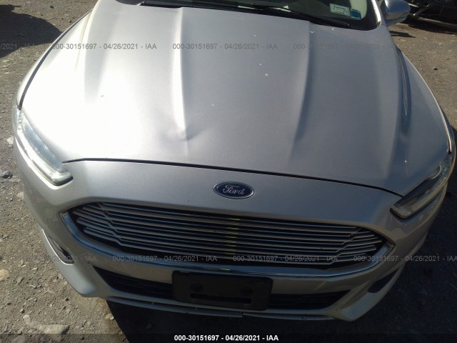 3FA6P0PU2GR393899  ford  2016 IMG 5