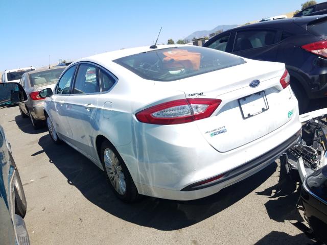 3FA6P0PU2GR404996  ford  2016 IMG 2