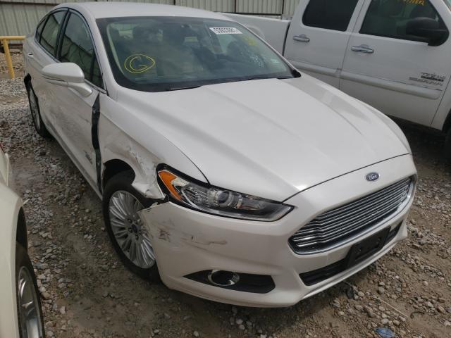 3FA6P0PU3GR366808  ford  2016 IMG 0