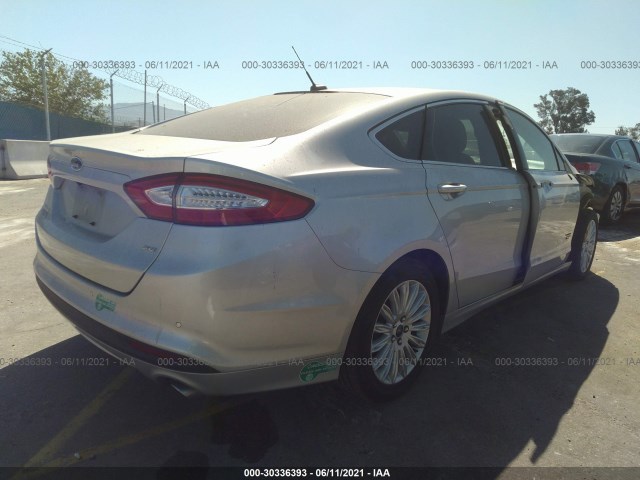 3FA6P0PU6GR384610  ford  2016 IMG 3