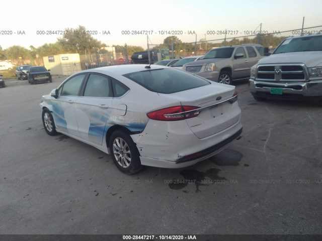 3FA6P0G73HR402928  ford fusion 2017 IMG 2