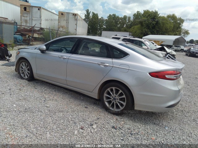 3FA6P0H7XHR260253  ford fusion 2017 IMG 2