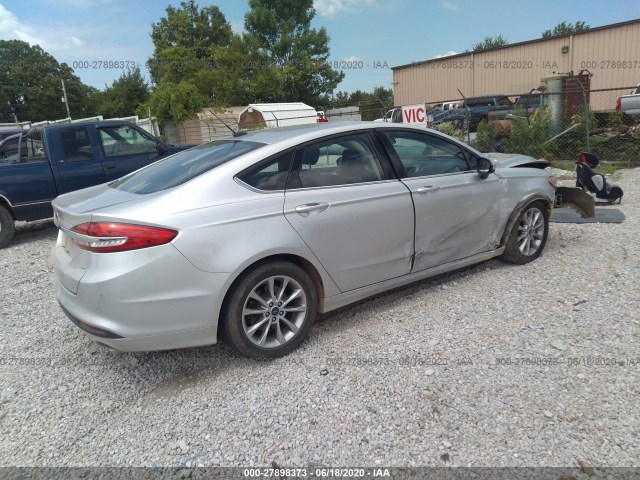 3FA6P0H7XHR260253  ford fusion 2017 IMG 3