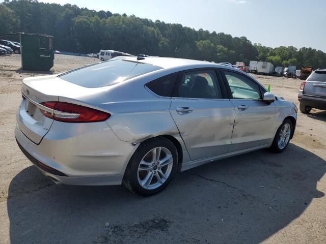 3FA6P0H7XJR125537  ford  2018 IMG 2