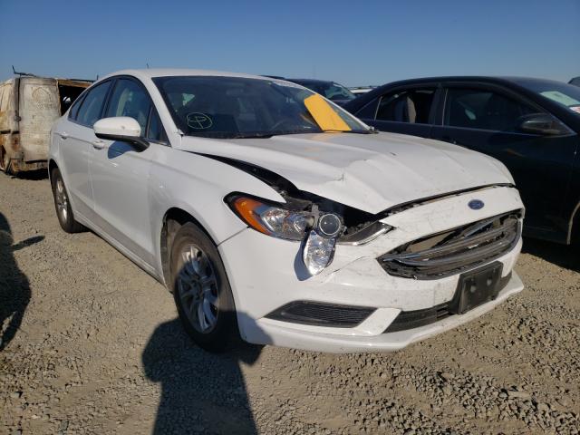 3FA6P0G73JR257833  ford  2018 IMG 0